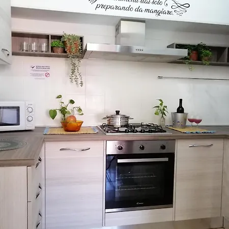 Holihome_la Sirena 50m Dal Mare